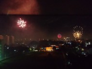 寮の部屋から見た新年の花火