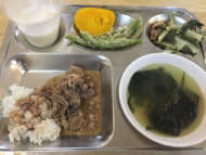 学校の食事