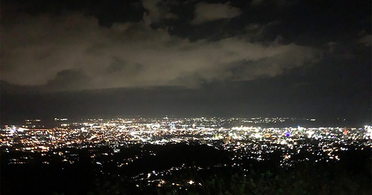 セブ島留学_夜景がきれいで有名なトップス